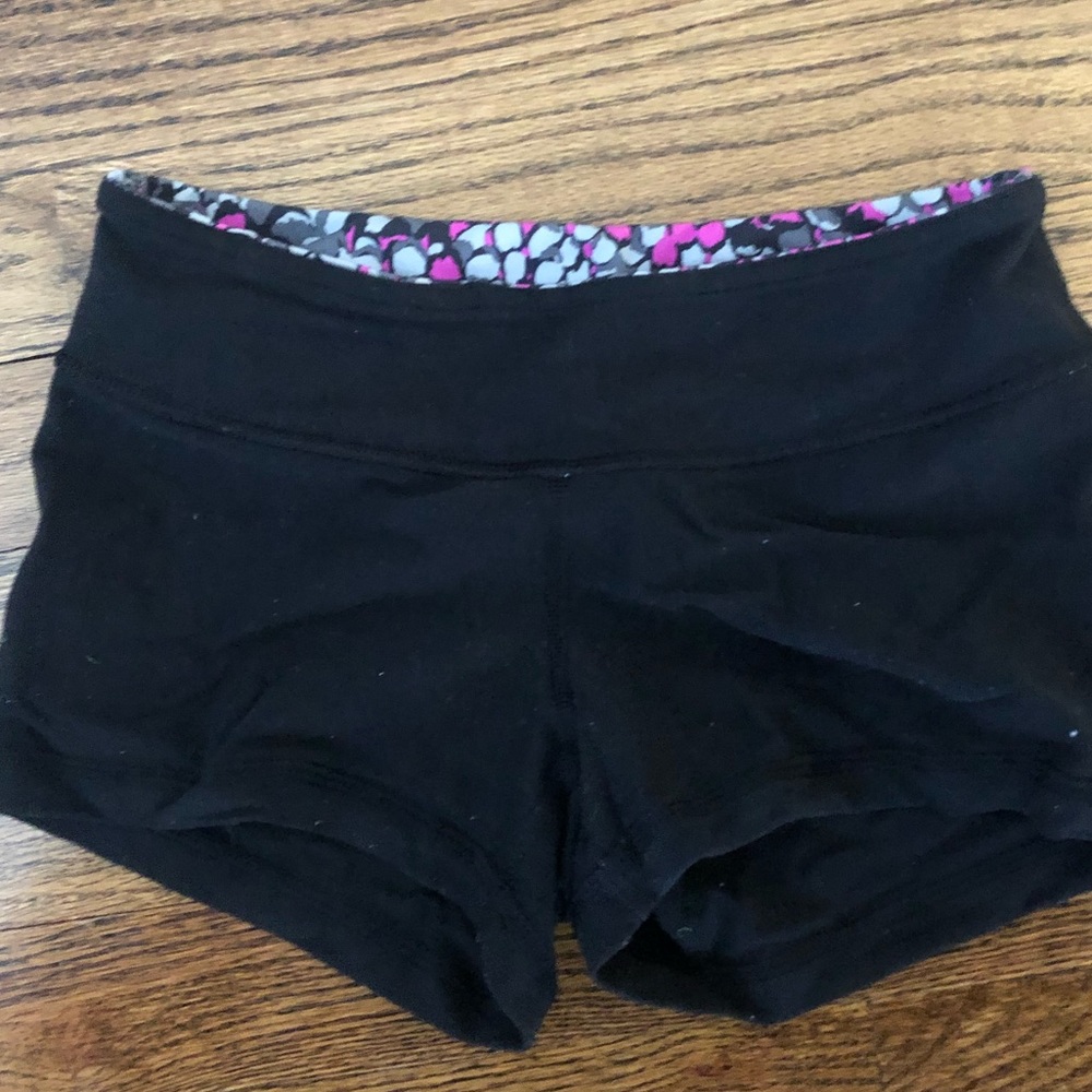 Ivivva booty shorts size 10